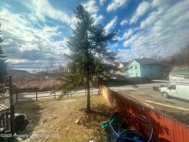 Photo - 112 Green Pl