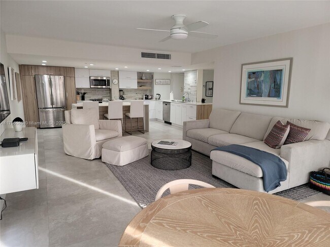 Photo - 150 Ocean Lane Dr Condo Unit 9D