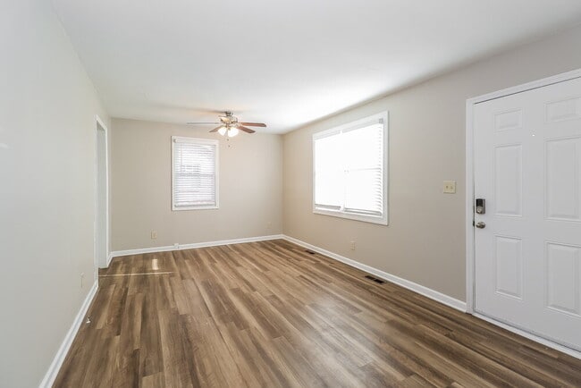 Photo - 1709 Purser Dr