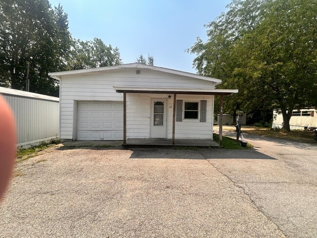 Building Photo - Available Now – 1 Bed / 1 Bath Apartment at Bunker Hill Mobile Home Community Unit 1A