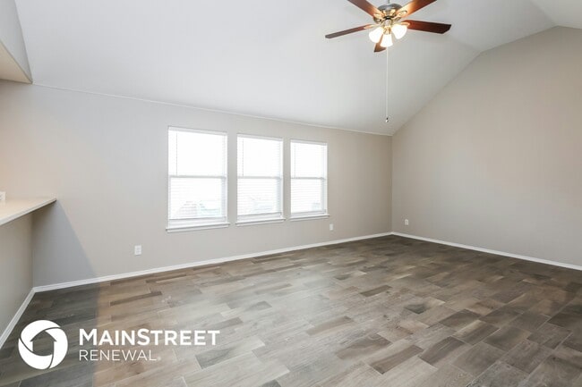 Photo - 1504 Wickham Dr