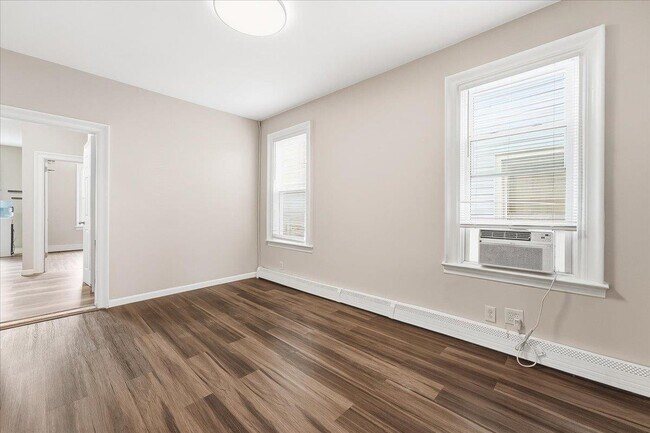 Photo - 169 Zabriskie St Unit 1
