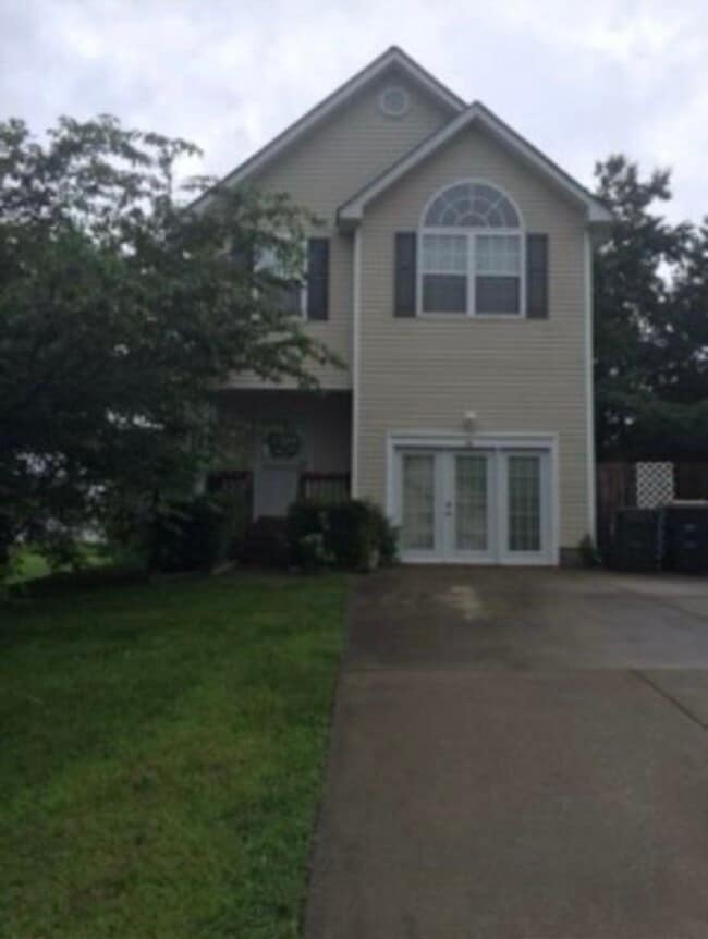 Photo - 110 Burgundy Rd House