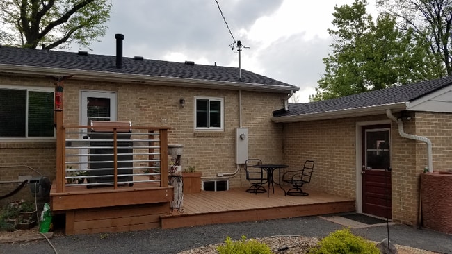 Photo - 3900 Dover St