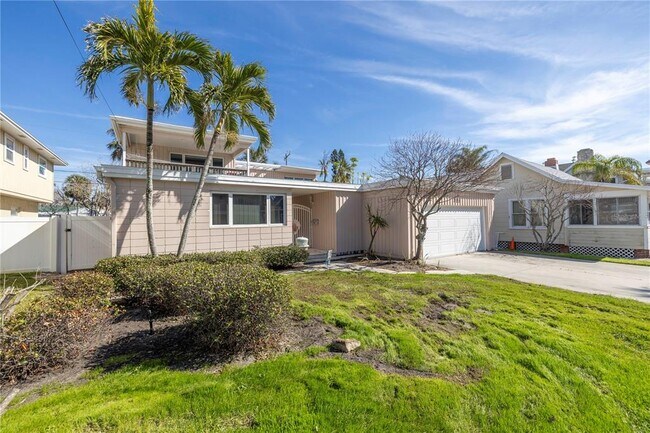 Photo - 721 Eldorado Ave