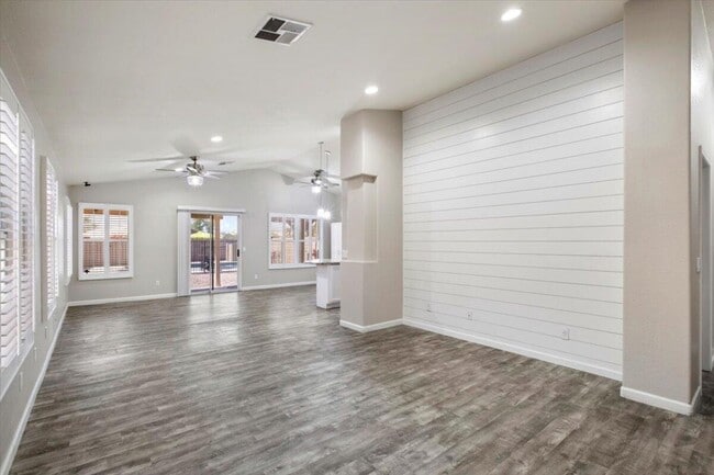 Photo - 4623 E Desert Wind Dr.