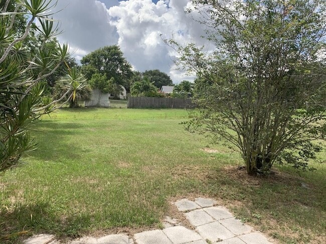 Photo - 1838 SE North Buttonwood Dr