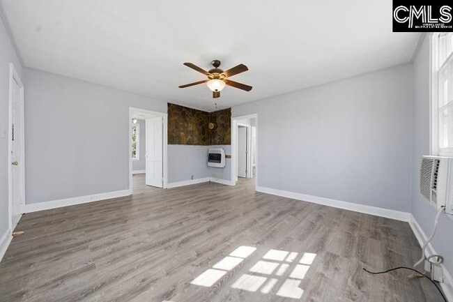 Photo - 1026 Beatty Rd