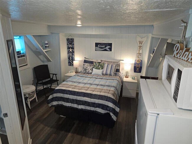 Photo - 1012 12th St Unidad Down