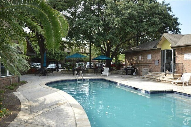 Building Photo - Beautiful 1/1 Allendale Condo Unit 704