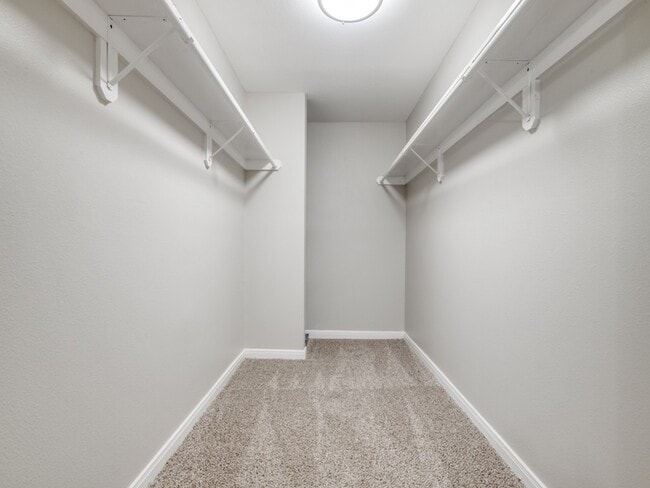 Apartment Closet - Heritage at Clear Creek Apartments
