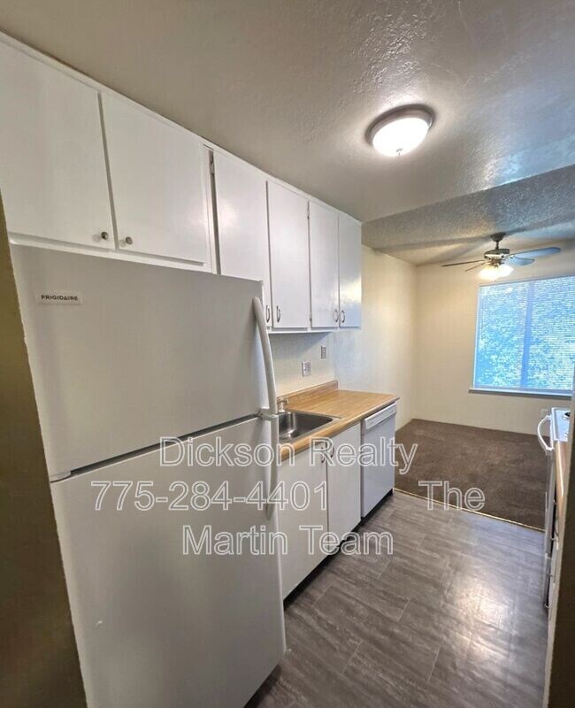 Photo - 4602 Neil Rd