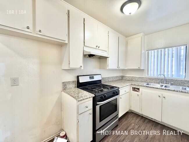 Photo - 2216 W Court St Unit 102A