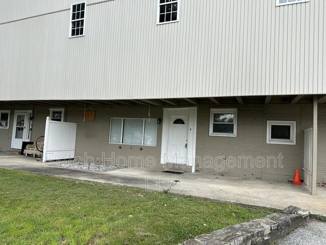 Photo - 6 Reese Ave Unit 2