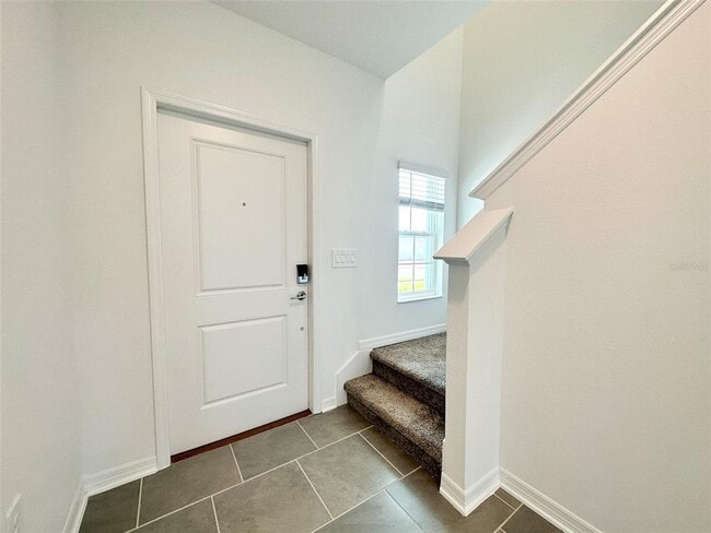 Photo - 676 Grove St