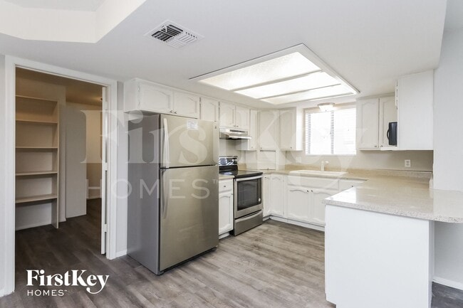 Photo - 3928 E Garnet Cir