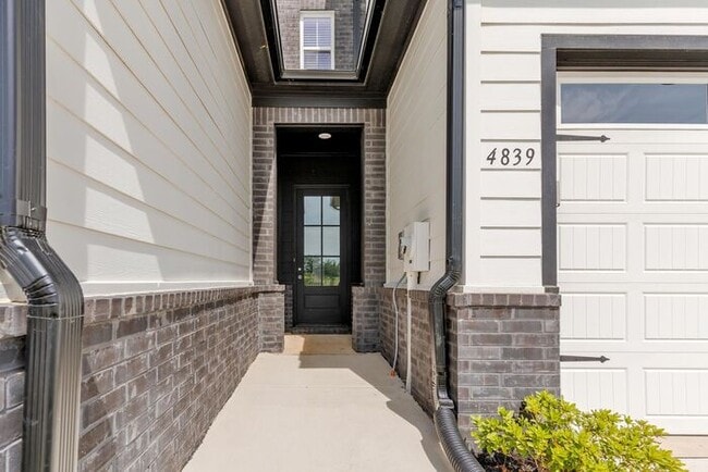 Photo - Move In Special @ Cedar Bluff – 3 and 4BR Townhomes in Olive Branch! 3 Bed | 2.5 Bath | 1997 sq f...