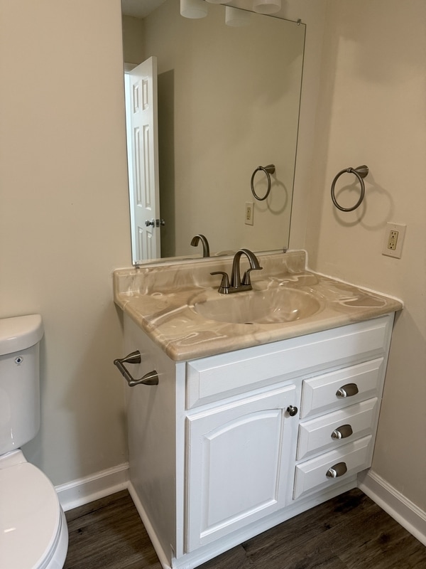 Photo - 273 Norman Dr