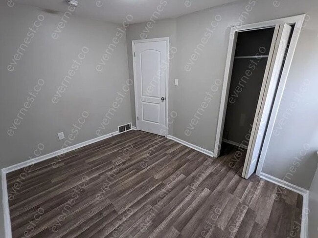 Photo - 11083 Hudson Ave
