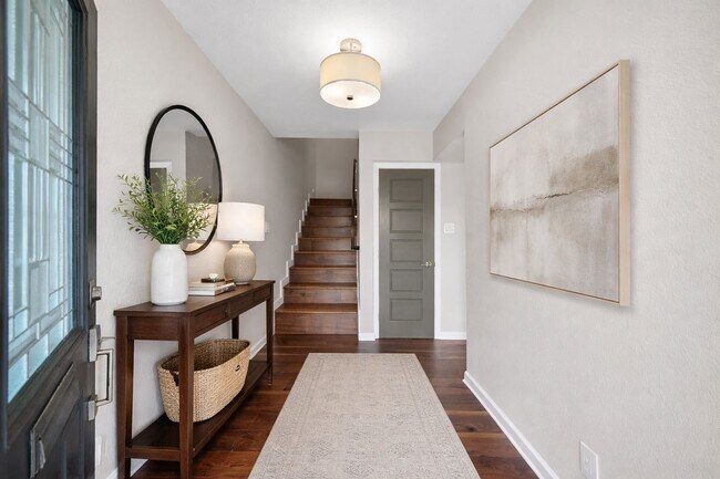 Photo - 8954 Chatsworth Dr