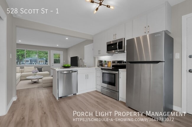 Photo - Beautiful 2 bedroom with private laundry, AC and balcony Unité 1