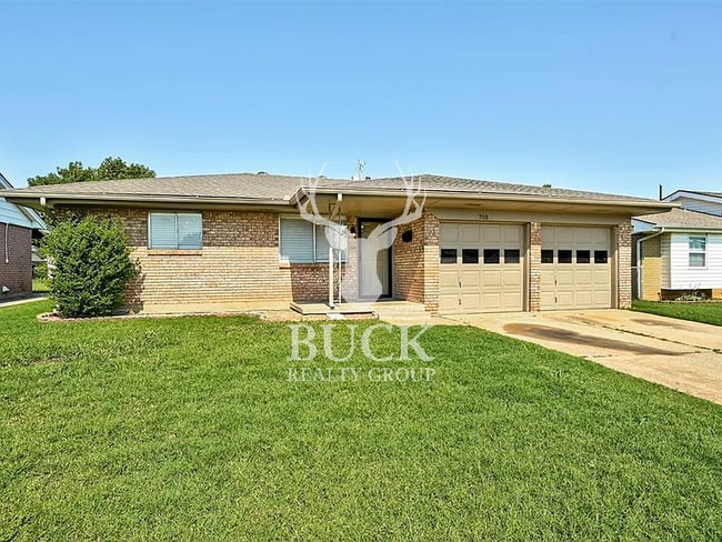 Building Photo - 705 N Dillon Ave Rental