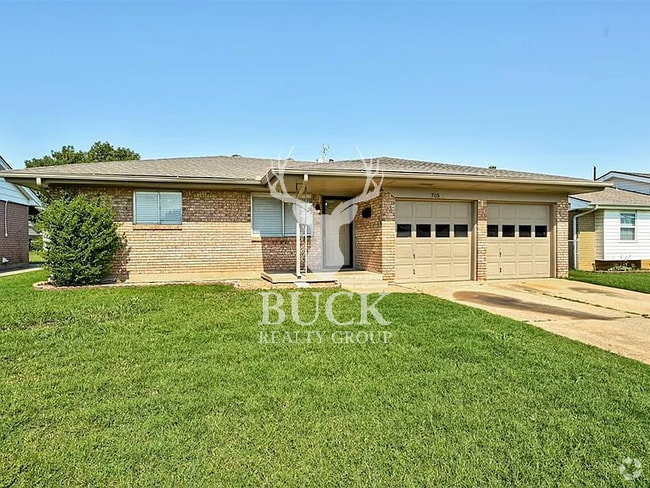 Building Photo - 705 N Dillon Ave Rental