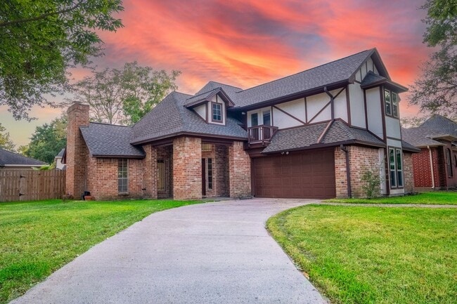 Building Photo - 4219 Meadowchase Ln