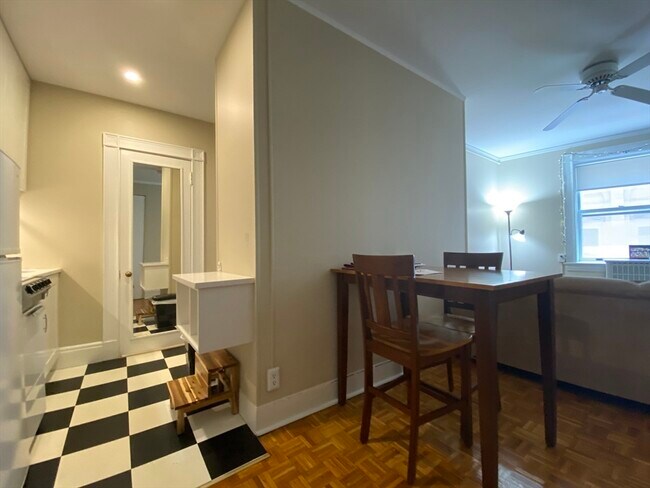 Photo - 21 Beacon St Unidad 3C