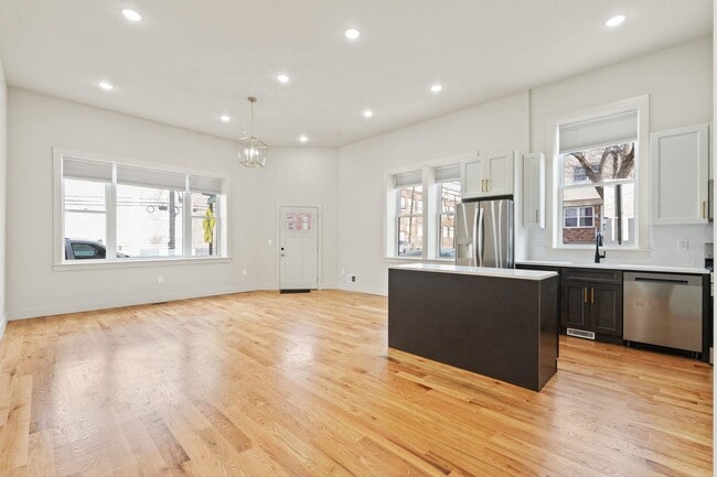 Photo - 150 West Side Ave Unidad 1