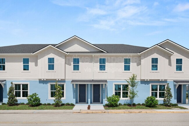 Photo - 438 Goodall Ave