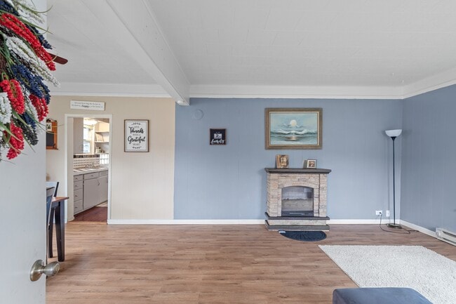 Photo - 1313 Lincoln St