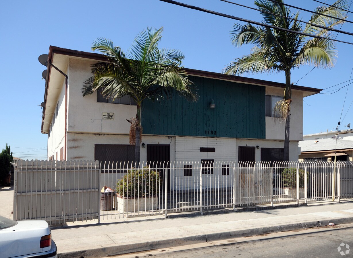 Photo - 1132 W 120th St