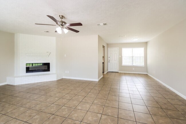 Photo - 8514 Forest Point Dr