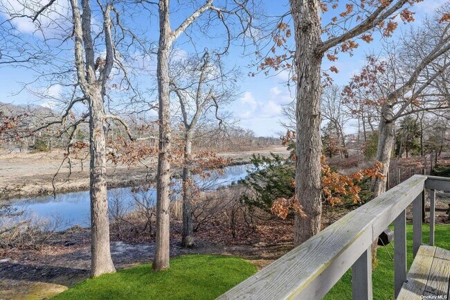 Photo - 795 Monsell Ln