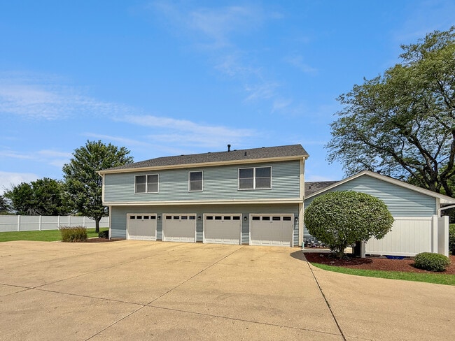 Photo - 145 Spuhler Dr Condo Unit 145
