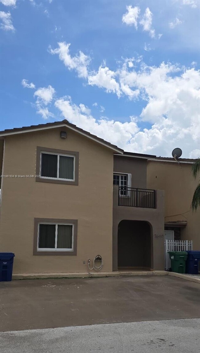 Building Photo - 7640 NW 182nd Terrace Rental