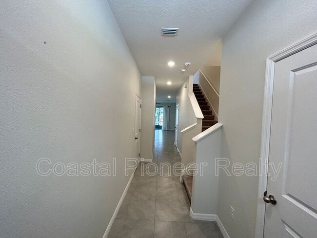Photo - 2946 Suncoast Plains Dr