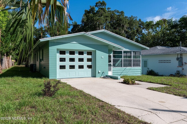 Photo - 63 Hernandez Ave