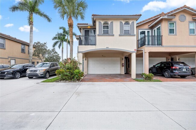 Building Photo - 12312 Royal Palm Blvd Rental