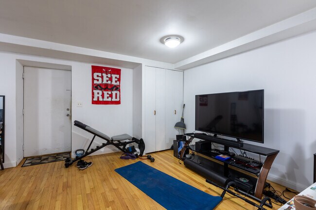 Photo - 631 Arlington W Pl Unit G