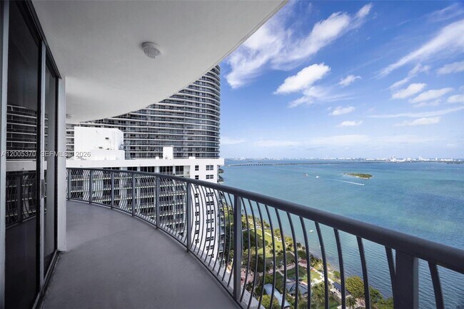Photo - 1750 N Bayshore Dr