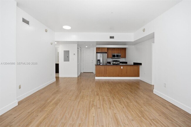 Photo - 4100 Salzedo St Unit 518
