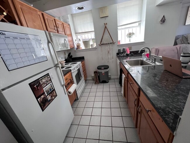 Photo - 15 Park Dr Unit D