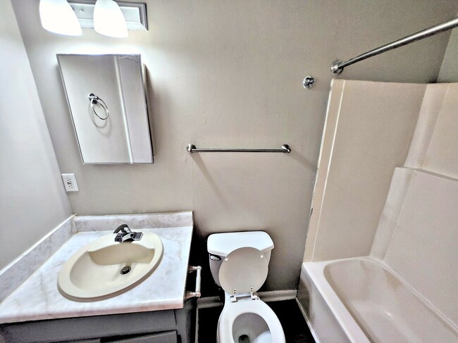 Photo - 1427 Ascent Trail NW Unit Apt C