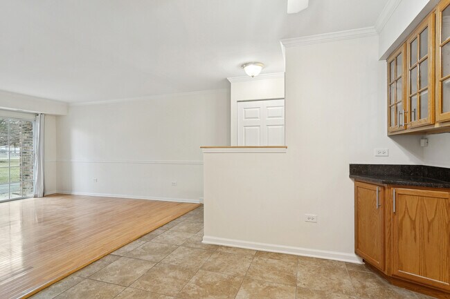 Photo - 1633 N Windsor Dr