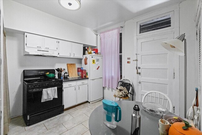 Photo - 4002 N Southport Ave Unidad 2