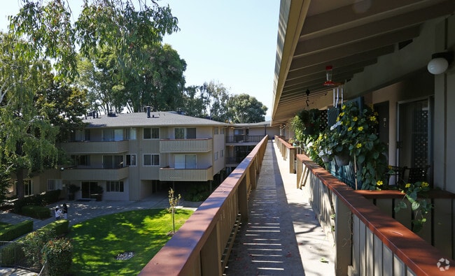 Stanford Villa
