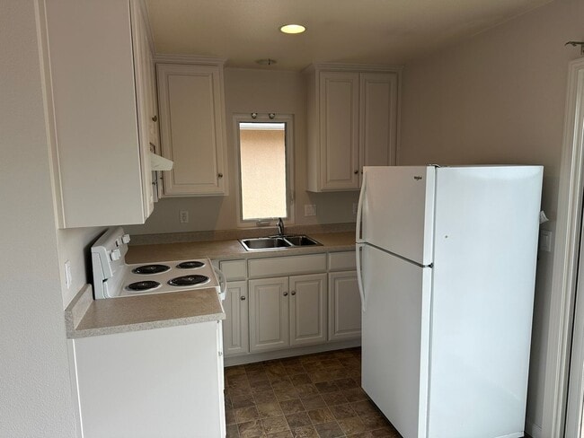 Photo - JEGAR562 Unit JE5621/2GAR