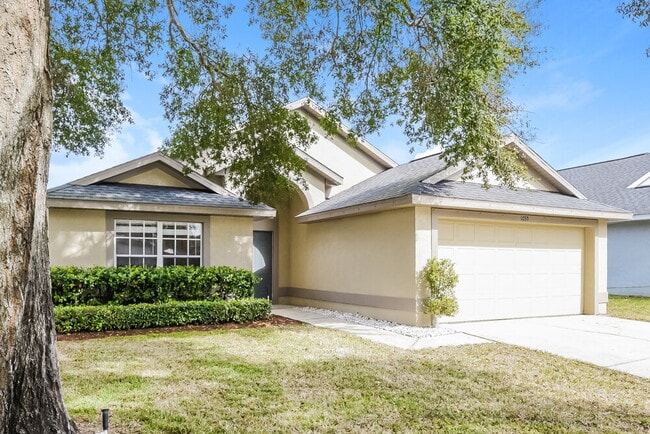 Photo - 1035 Pine St